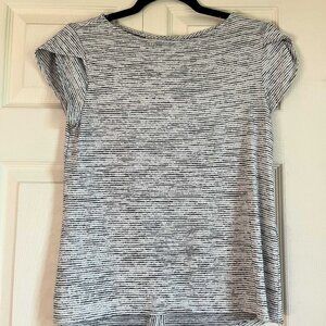 Brayvan Button Back Knit Top XSP